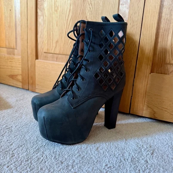LIKE NEW Jeffrey Campbell Spade Lita Platform Bootie - Picture 2 of 6